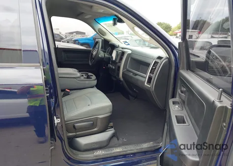 2018 Ram 1500 Tradesman 4X2 6'4 Box z USA, uszkodzony, nr VIN 1C6RR6FG2JS299721